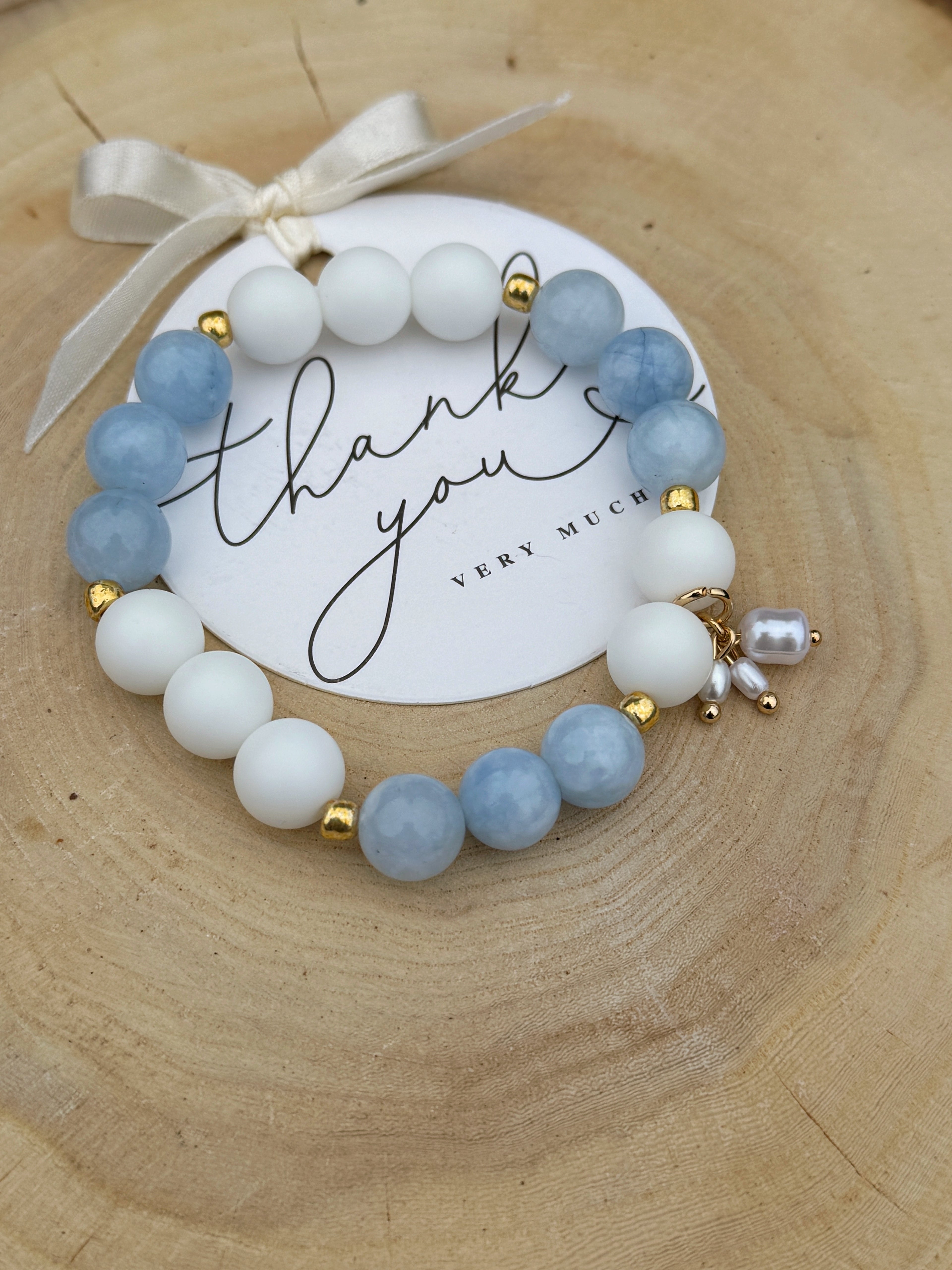 White Onyx / Aquamarine stones bracelet