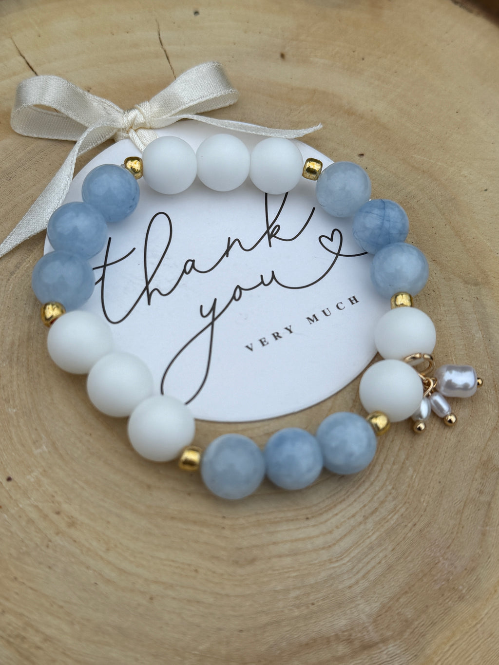 White Onyx / Aquamarine stones bracelet