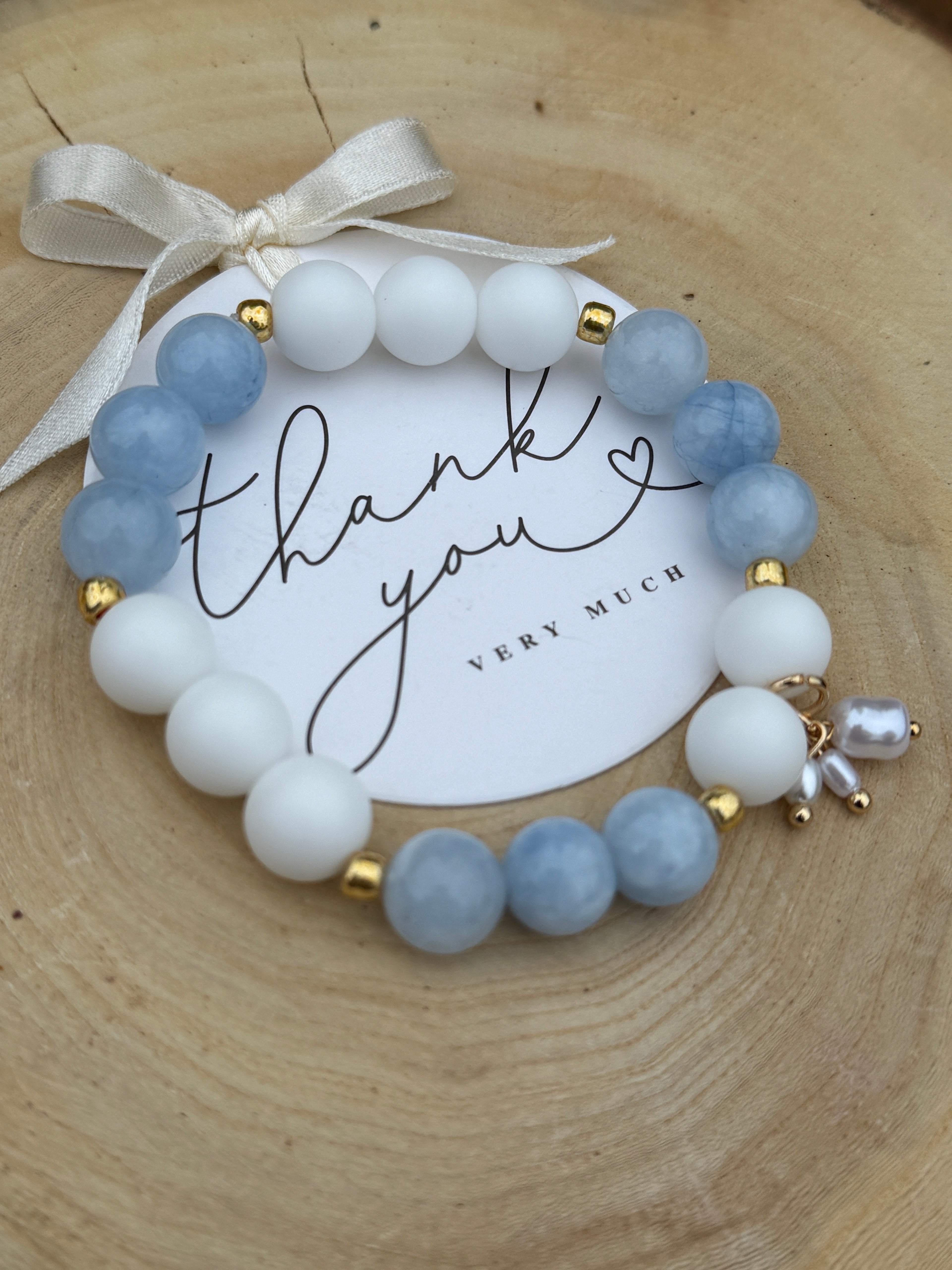 White Onyx / Aquamarine stones bracelet
