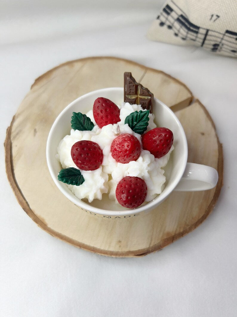 Strawberry Soy Dessert candle