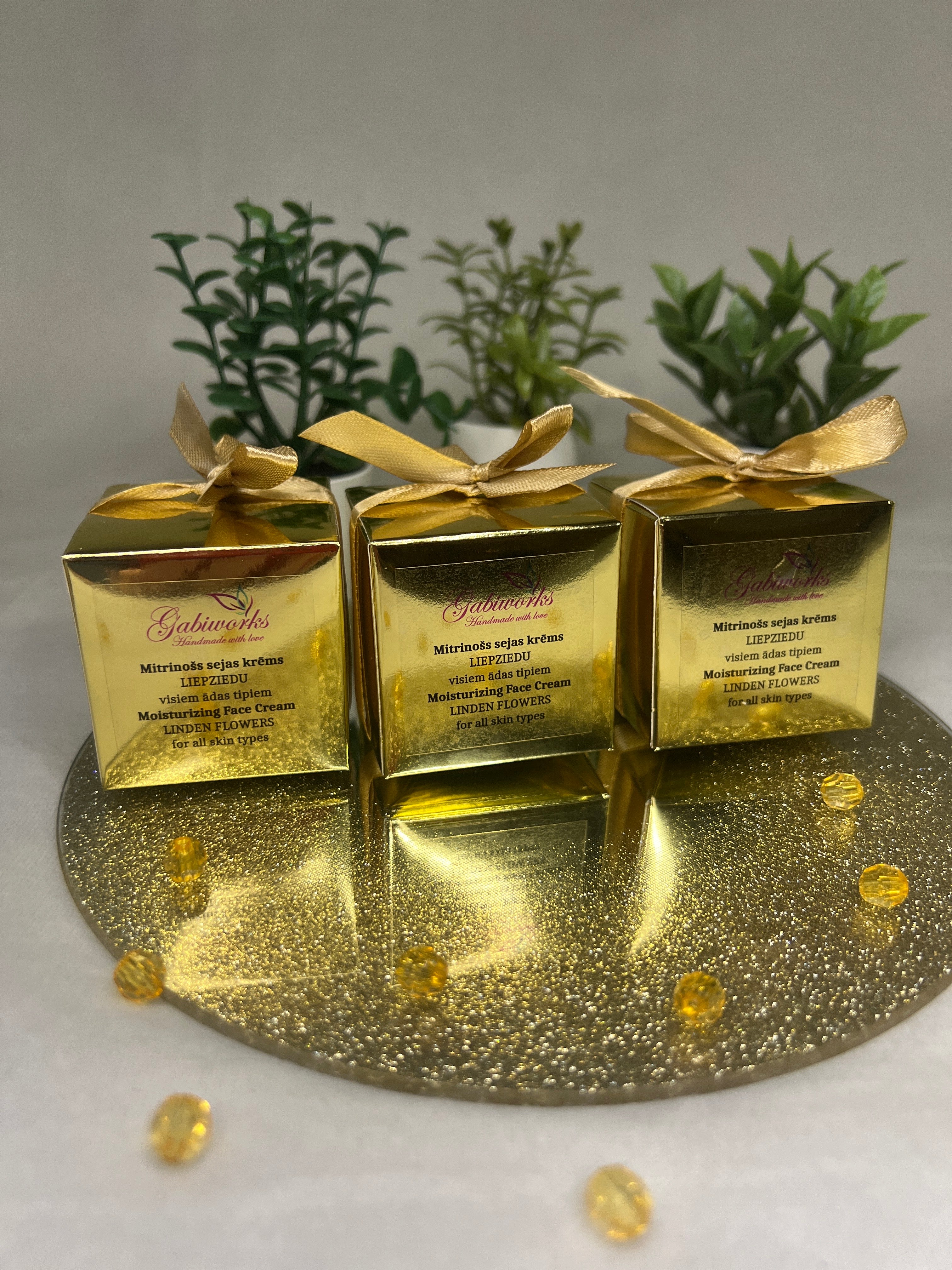 Moisturizing Face Cream with Rose & Lavender