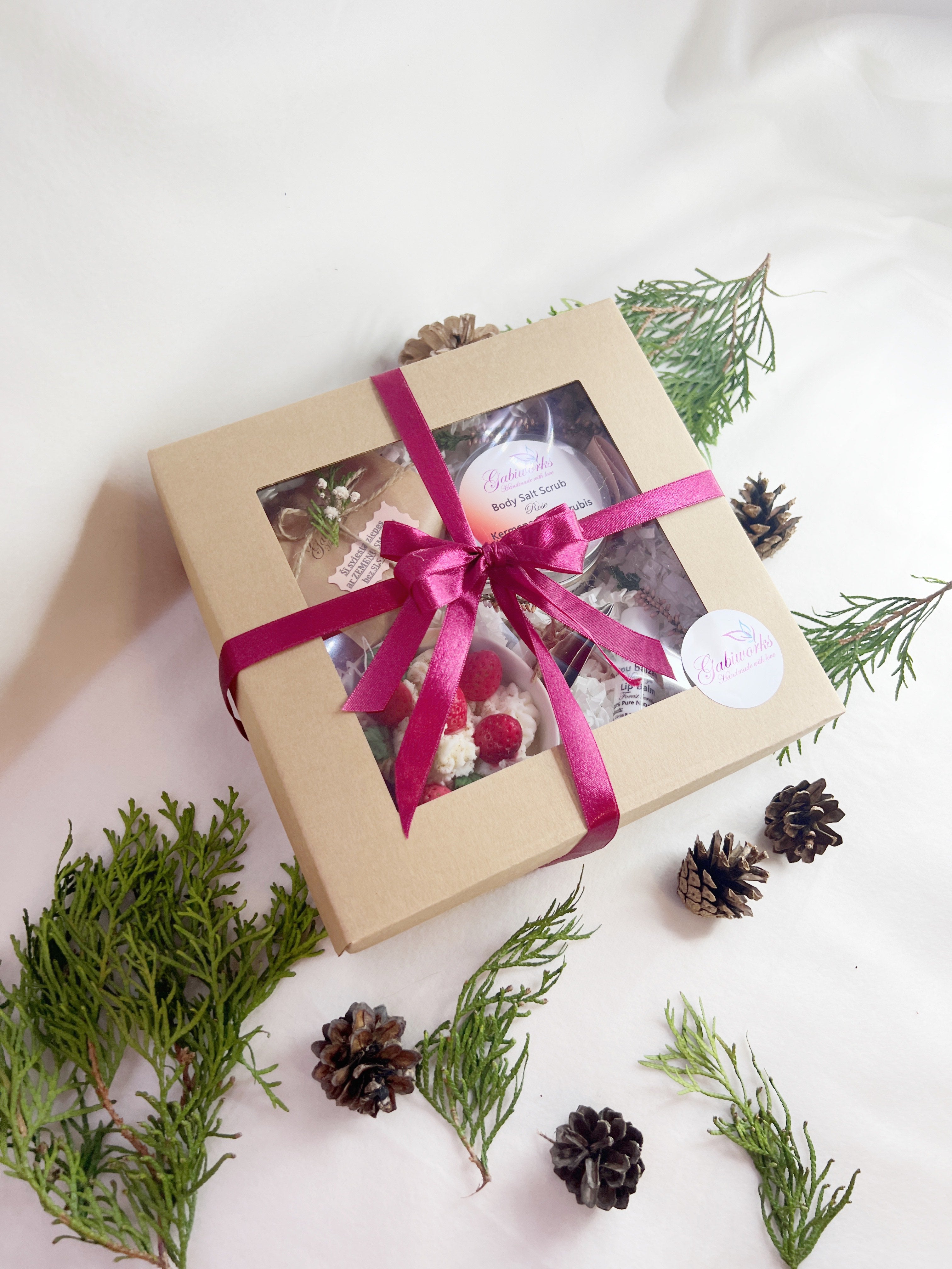 Gift Set – Candle, Soap, Scrub, Lip Balm