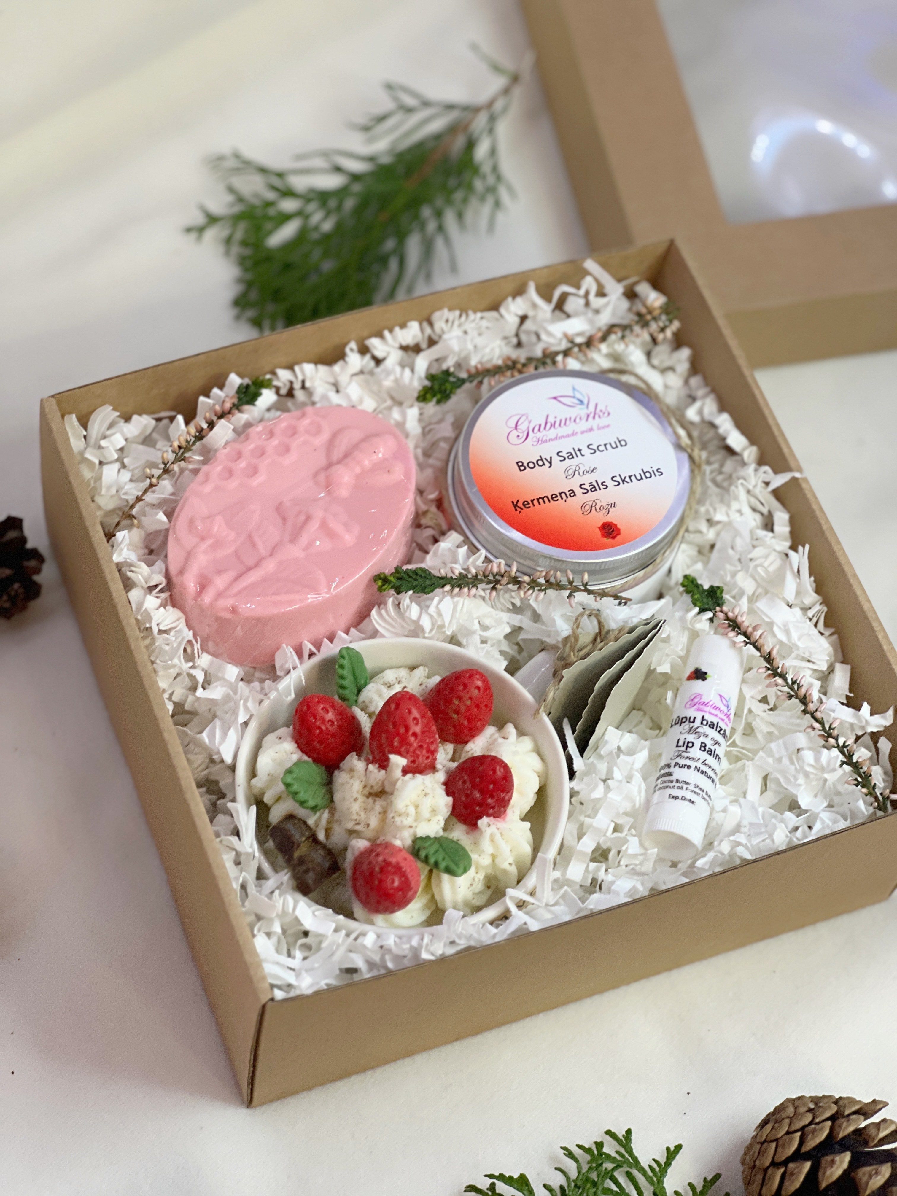 Gift Set – Candle, Soap, Scrub, Lip Balm